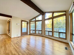 4624 146th Pl SE in Bellevue, WA - Building Photo - Building Photo