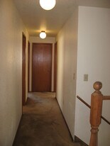 824 SE Jensen St in Oak Harbor, WA - Building Photo