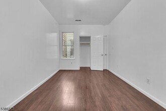 54 3rd St in Newark, NJ - Building Photo - Building Photo