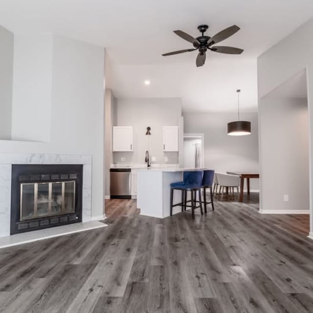 624 Truman Ln, Unit #206 in Bellevue, KY - Foto de edificio - Building Photo