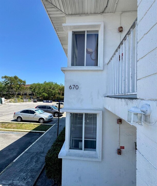 660 NE 88th Terrace in Miami, FL - Building Photo