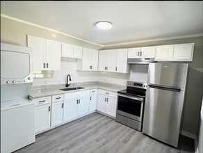 525 Montague Ln, Unit 529 in Raleigh, NC - Foto de edificio - Building Photo