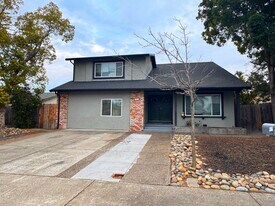 1013 Doncaster Dr in Antioch, CA - Building Photo