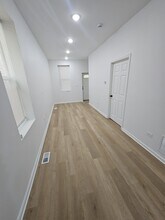 9221 S Avalon Ave in Chicago, IL - Building Photo - Building Photo