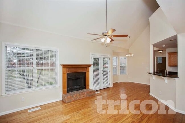 2678 Douglas Ln in Thompson's Station, TN - Building Photo - Building Photo