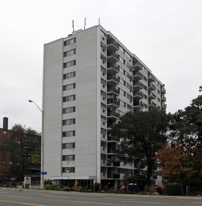 La Belfontaine in Mississauga, ON - Building Photo - Building Photo