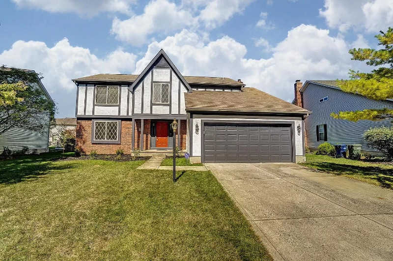 2967 Honeysuckle Ln in Hilliard, OH - Building Photo