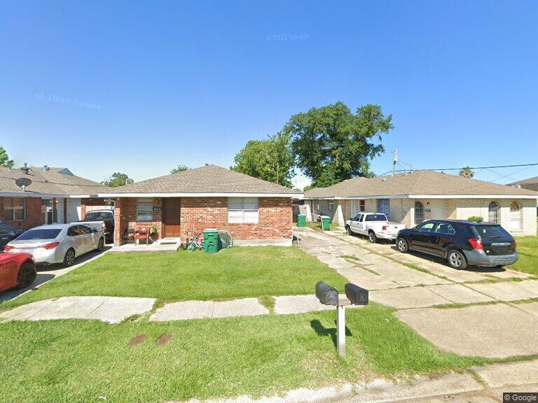 2633 Tupelo St in Kenner, LA - Building Photo
