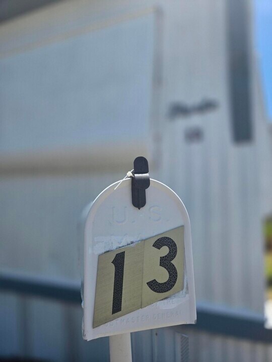 13 Loafing St in Hypoluxo, FL - Building Photo