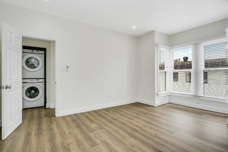 3718 First Ave.-Unit -3718 1.2 in San Diego, CA - Building Photo - Building Photo