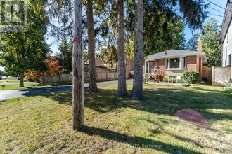 34 Ivan Rd in Toronto, ON - Building Photo - Building Photo