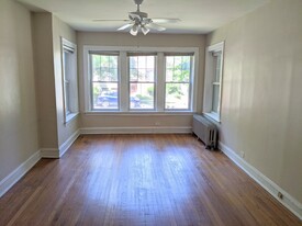 544 Sherman Ave, Unit 00-2 Apartamentos