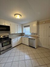 21 Dixie Ave in Greenville, SC - Building Photo - Building Photo