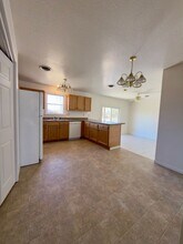 611 N Louise Ave in St James, MO - Building Photo - Building Photo