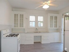 1825 Pine St in New Orleans, LA - Foto de edificio - Building Photo