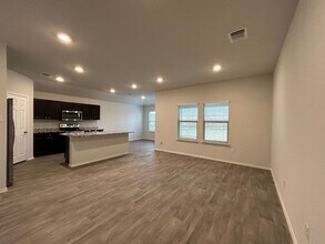 373 Jacquard Ct in Troy, TX - Building Photo - Building Photo