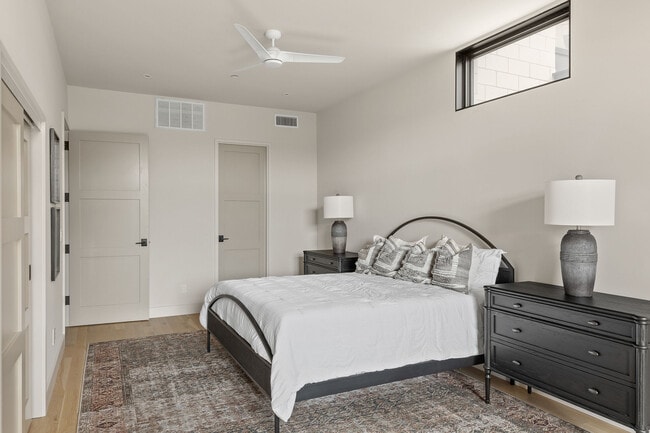 1325 N Dewey Ave in Oklahoma City, OK - Building Photo - Building Photo