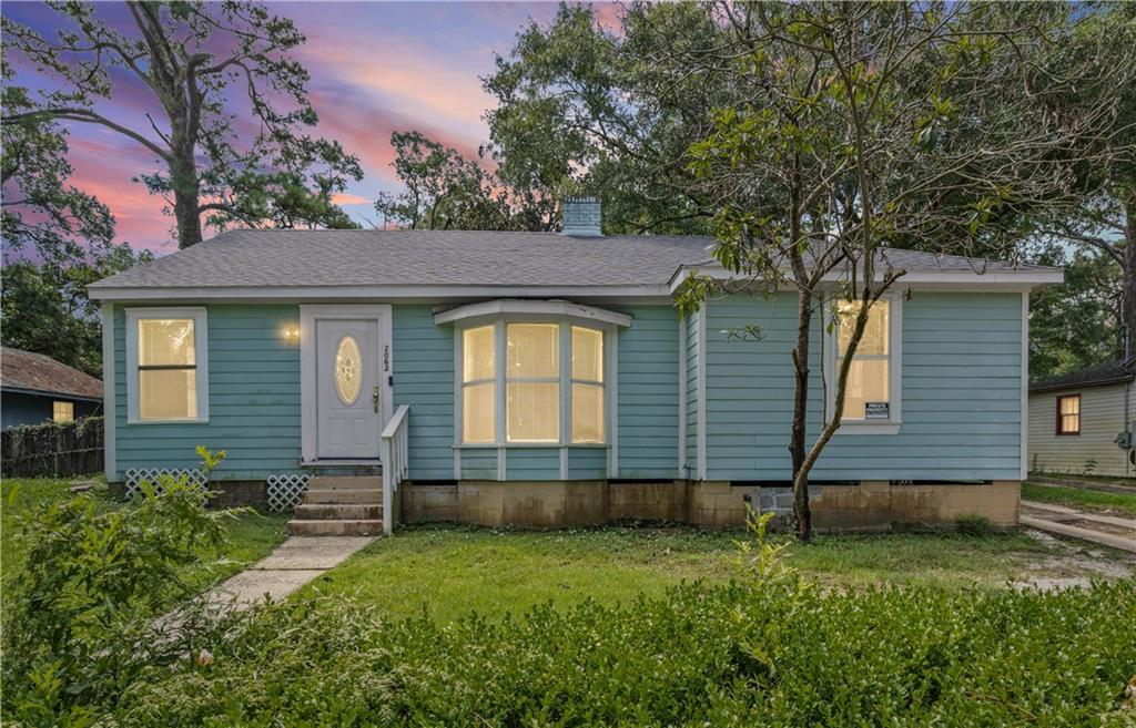 2063 S Gimon Cir in Mobile, AL - Building Photo