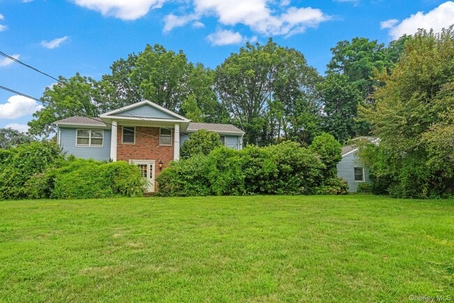 property at 13 Whitney Cir