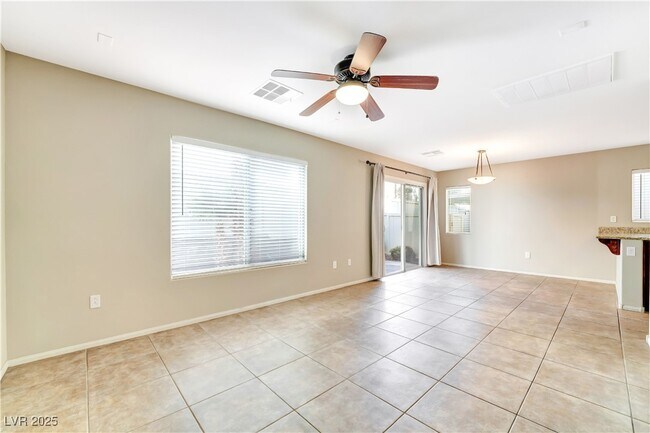 7339 Lagoon Blue St in Las Vegas, NV - Building Photo - Building Photo