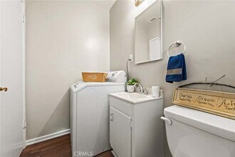 5630 Challen Ave in Riverside, CA - Foto de edificio - Building Photo