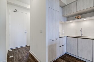 9 Steckley House Ln in Richmond Hill, ON - Building Photo - Building Photo