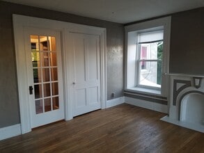 515 W Washington St, Unit 3 in Sandusky, OH - Building Photo - Building Photo