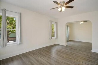 3782 28th St in San Diego, CA - Foto de edificio - Building Photo