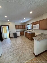 569 Main St, Unit #2 in Medford, MA - Building Photo - Building Photo