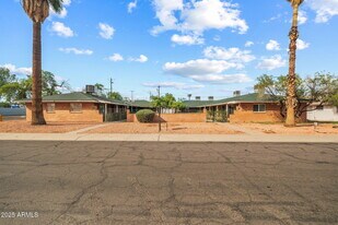 1940 W Amelia Ave in Phoenix, AZ - Building Photo
