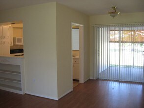 309 Parkdale Dr in Venice, FL - Building Photo - Building Photo