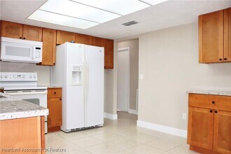 2803 Pompano Dr in Sebring, FL - Foto de edificio - Building Photo