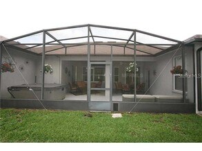 553 Hiawatha Palm Pl in Apopka, FL - Building Photo - Building Photo