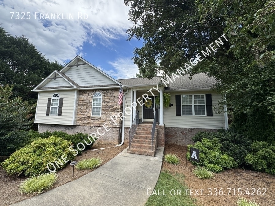 7325 Franklin Rd in Lewisville, NC - Building Photo