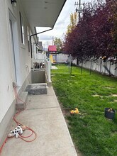 332 S 160 W in Centerville, UT - Building Photo - Building Photo