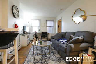 132 Emerson St, Unit 22 in Boston, MA - Building Photo - Building Photo