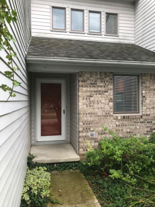 property at 5482 Country Club Ln