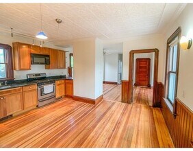 37 Sargent St, Unit 2 in Cambridge, MA - Building Photo - Building Photo