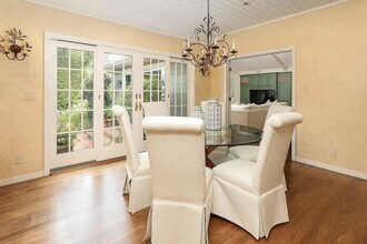 325 Arden Rd in Menlo Park, CA - Building Photo - Building Photo