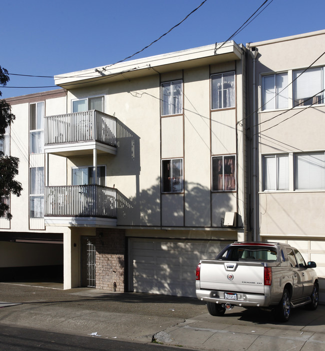 38 1st Ave in Daly City, CA - Building Photo - Building Photo