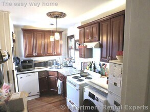 26 Dover St, Unit #2 in Cambridge, MA - Foto de edificio - Building Photo