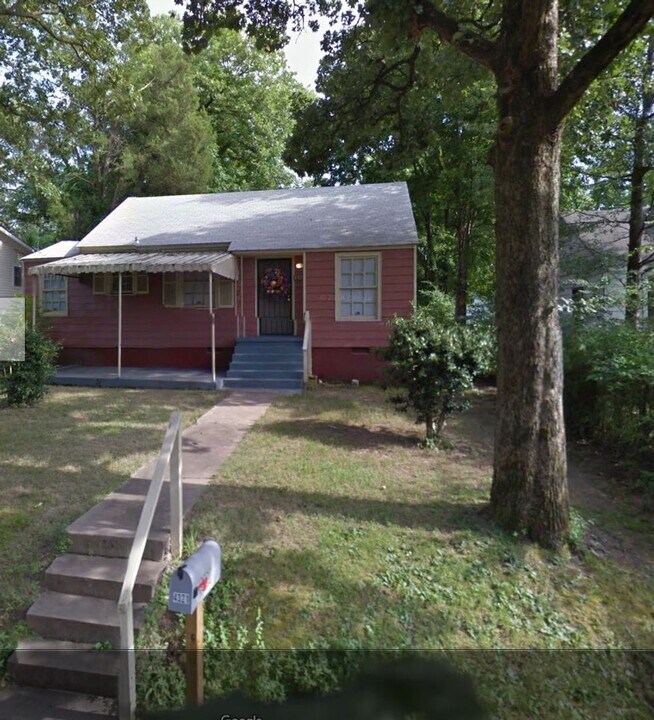 4321 W 16th St in Little Rock, AR - Building Photo