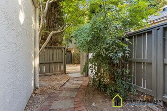 1635 10th St in Sacramento, CA - Building Photo - Building Photo