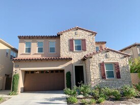 16 Manzanillo in Lake Forest, CA - Building Photo