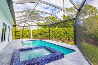 231 Legacy Ct in Naples, FL - Building Photo - Building Photo