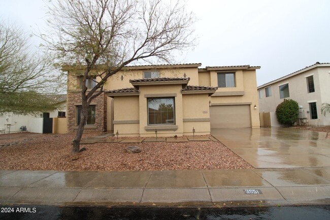 property at 3951 E Ravenswood Dr