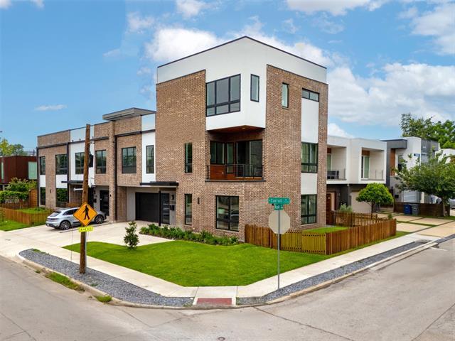 property at 2336 N Carroll Ave