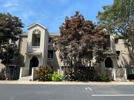 9801 Emerald Point Dr in Charlotte, NC - Building Photo