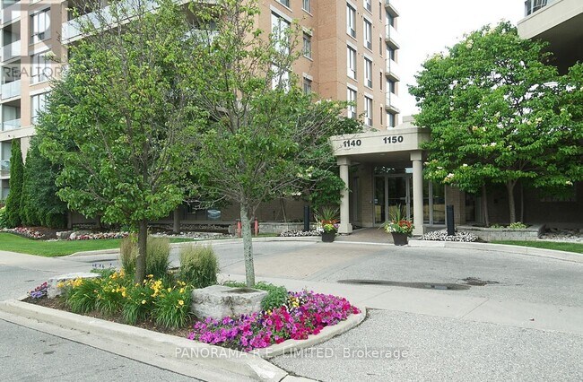 1140-1140 Parkwest Pl in Mississauga, ON - Building Photo - Building Photo