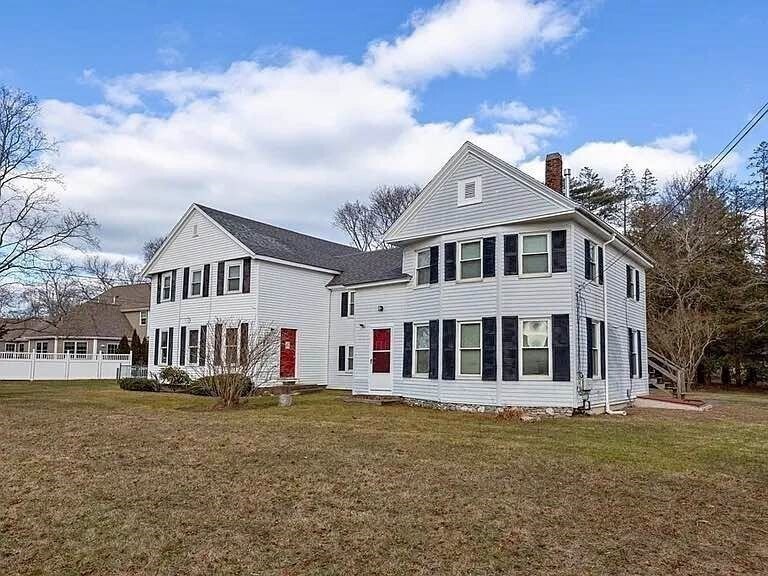 796 State Rd-Unit -1 in Plymouth, MA - Building Photo